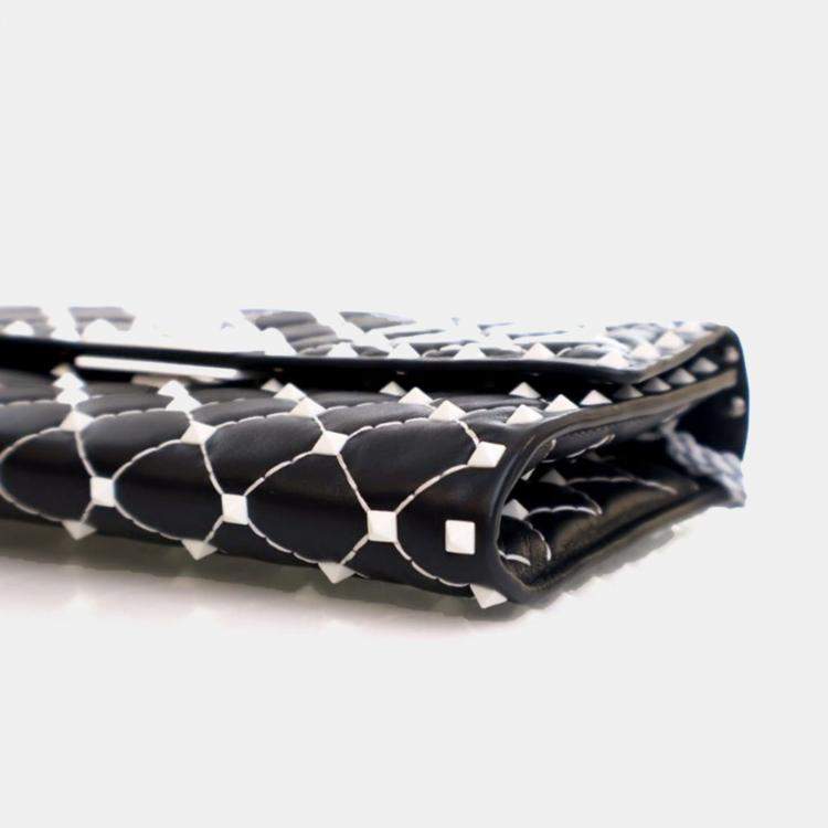 Pre Owned Valentino Lambskin Free Rockstud Spike Wallet On Chain