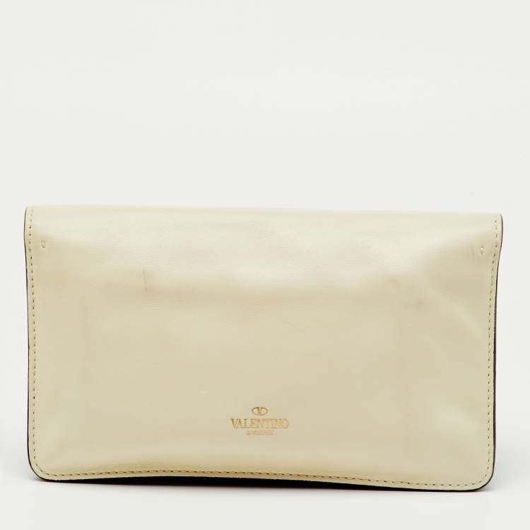 Pre Owned Valentino Cream/Black Leather Rockstud Chain Link Flap Clutch
