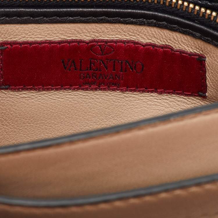 Pre Owned Valentino Cream/Black Leather Rockstud Chain Link Flap Clutch