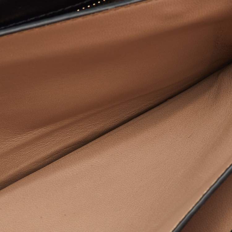 Pre Owned Valentino Cream/Black Leather Rockstud Chain Link Flap Clutch