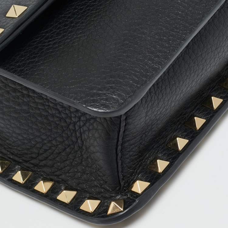 Pre Owned Valentino Black Leather Rockstud Shoulder Bag