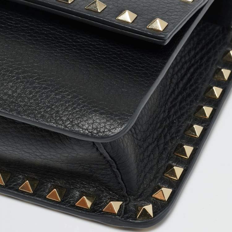 Pre Owned Valentino Black Leather Rockstud Shoulder Bag