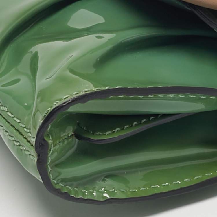 Pre Owned Valentino Green/Beige Patent Leather Bow Flap Clutch