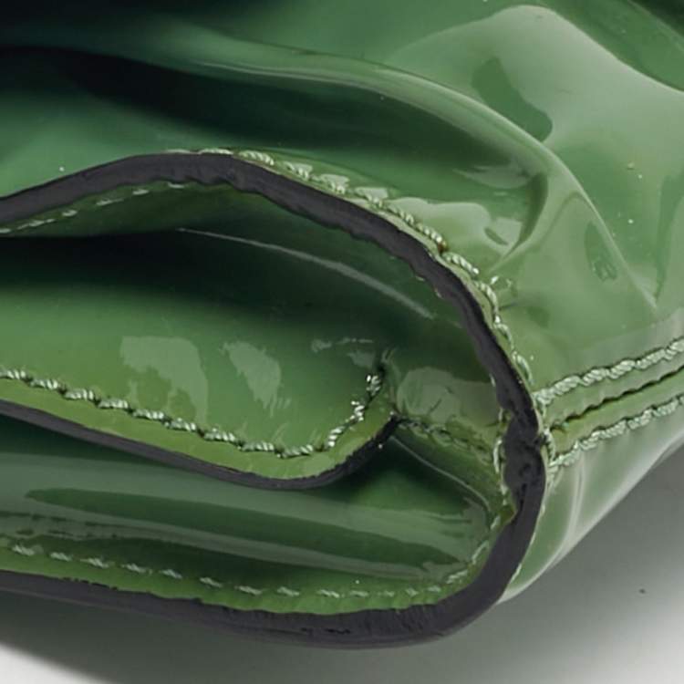 Pre Owned Valentino Green/Beige Patent Leather Bow Flap Clutch
