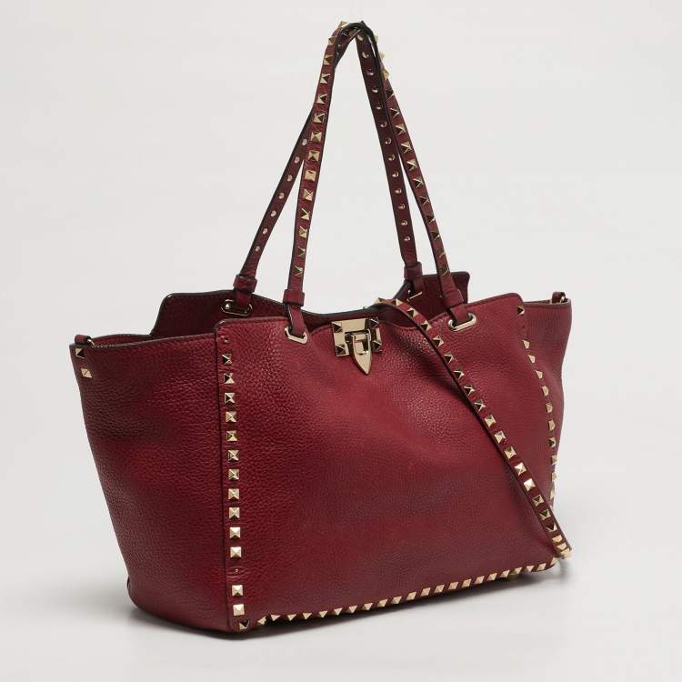 Pre Owned Valentino Rockstud Trapeze Medium Red Leather Tote