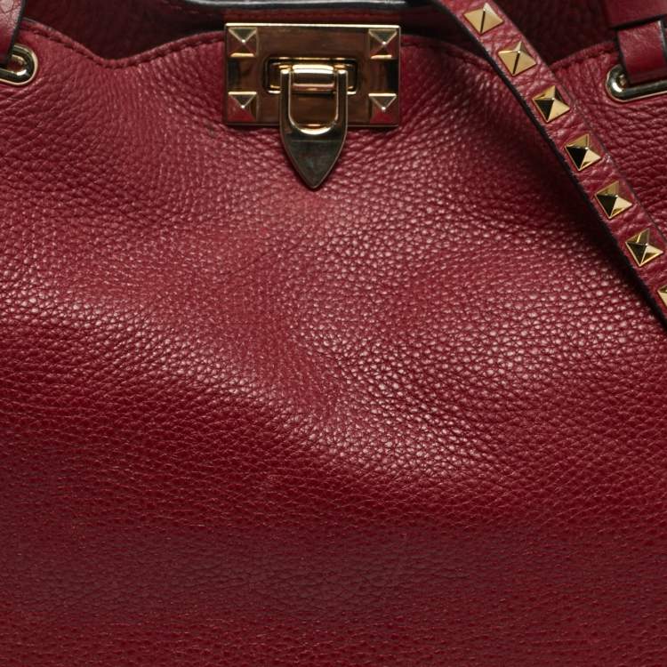 Pre Owned Valentino Rockstud Trapeze Medium Red Leather Tote