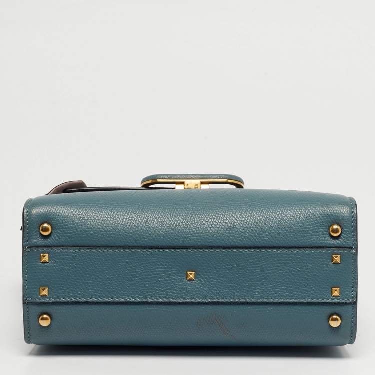 مملوكة مسبقًا Valentino VSling Small Bleu Leather Top Handle Bag