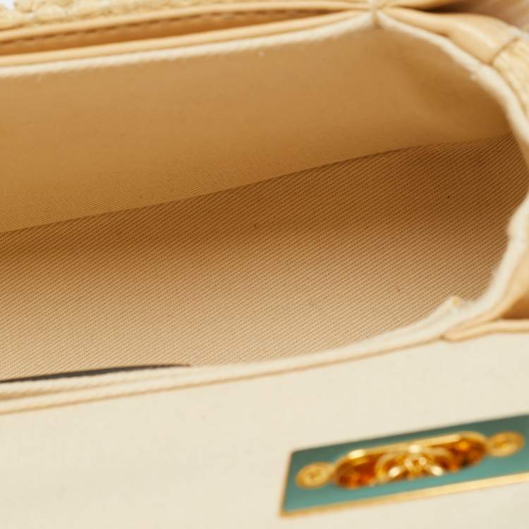 Pre Owned Valentino One Stud Beige Raffia Shoulder Bag