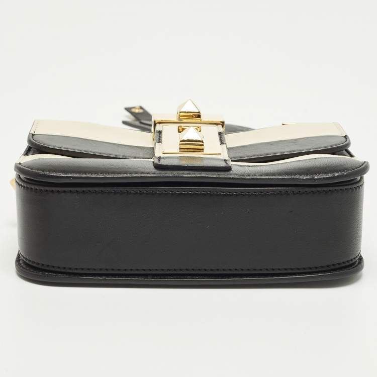 Pre Owned Valentino B-Rockstud Black/White Leather Shoulder Bag