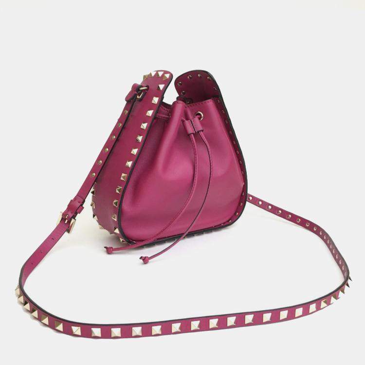 Pre Owned Valentino Garavani Rockstud Bucket Bag