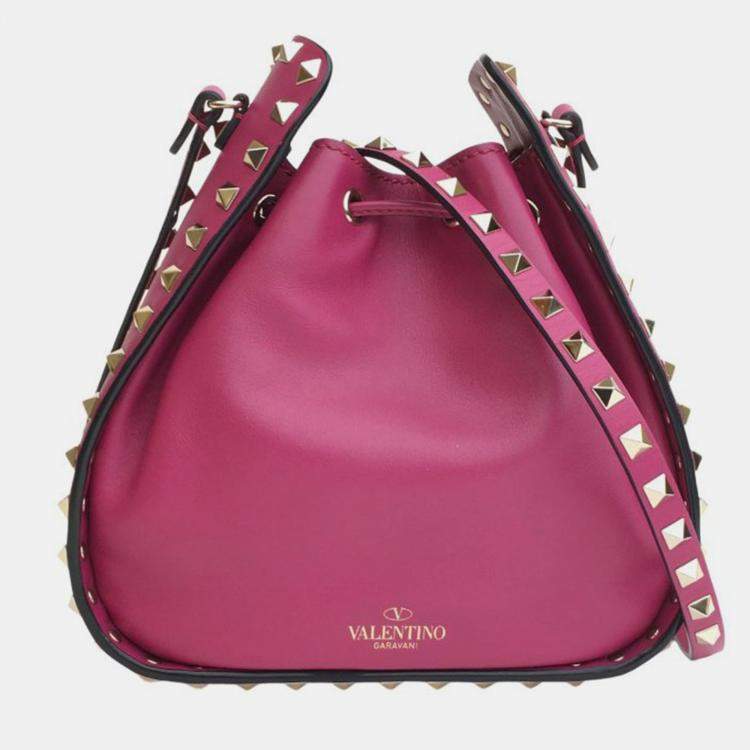 Pre Owned Valentino Garavani Rockstud Bucket Bag