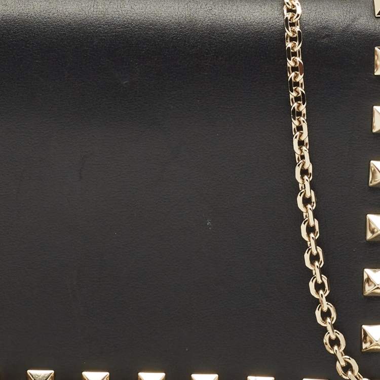 Pre Owned Valentino Rockstud Black Leather Chain Clutch