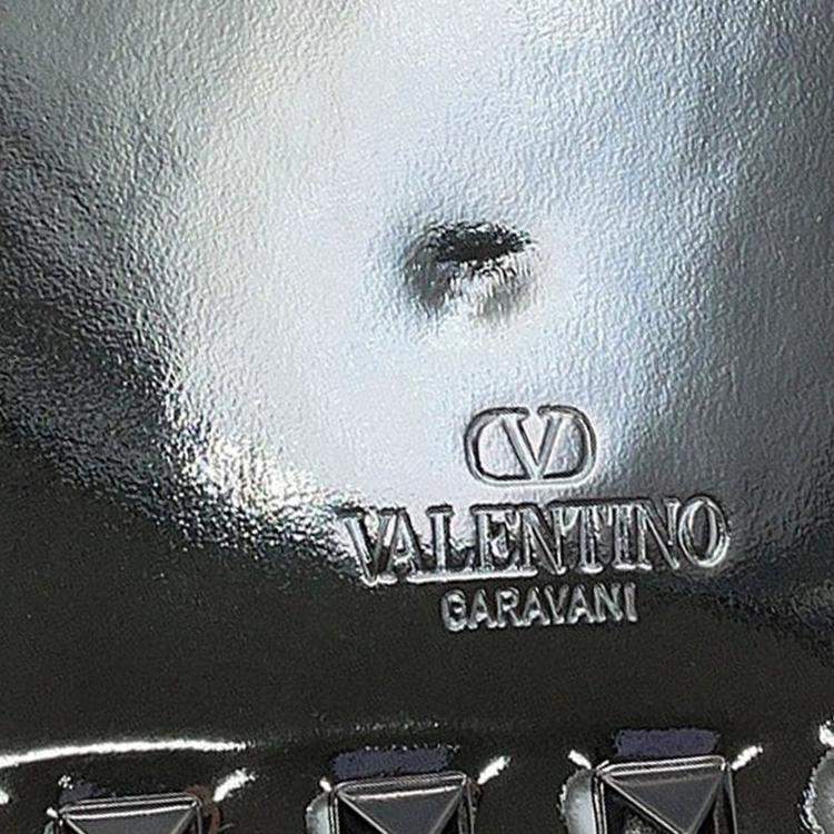 Pre Owned Valentino Garavani Rockstudded Shoulder Bag Silver Patent Leather