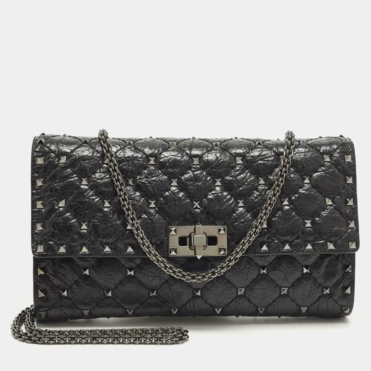 Pre Owned Valentino Rockstud Spike Black Quilted Leather Crossbody Clutch