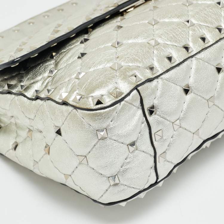 Pre Owned Valentino Rockstud Spike Medium Silver Quilted Leather Shoulder Bag