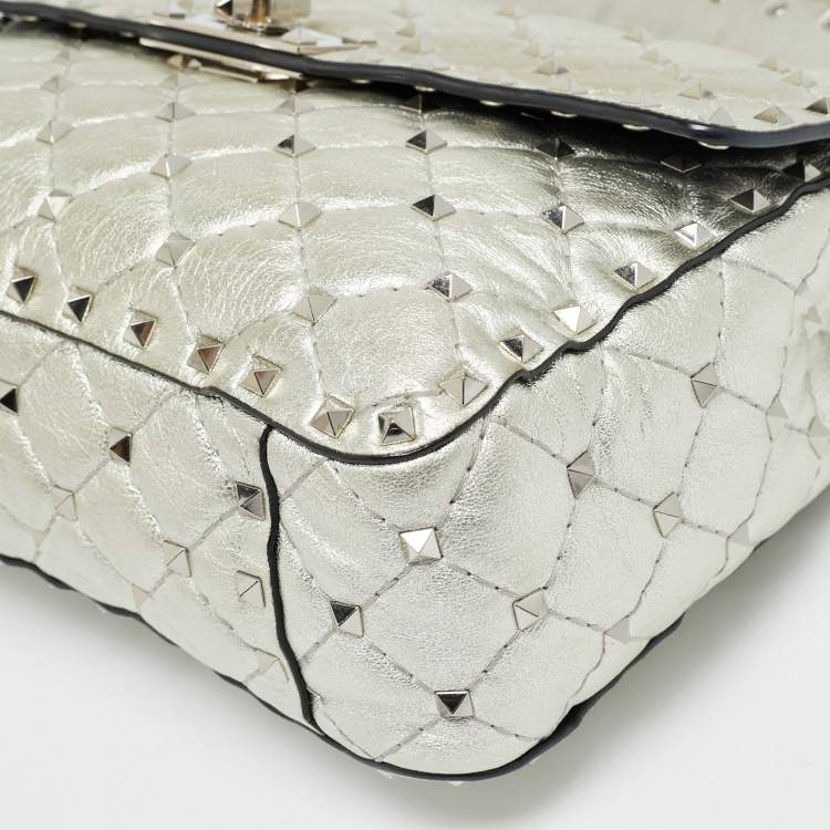 Pre Owned Valentino Rockstud Spike Medium Silver Quilted Leather Shoulder Bag