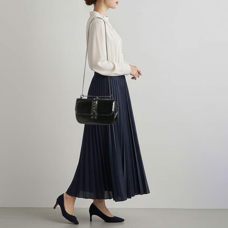 Pre Owned Valentino Rockstud Glam Lock Medium Black Patent Leather Flap Bag