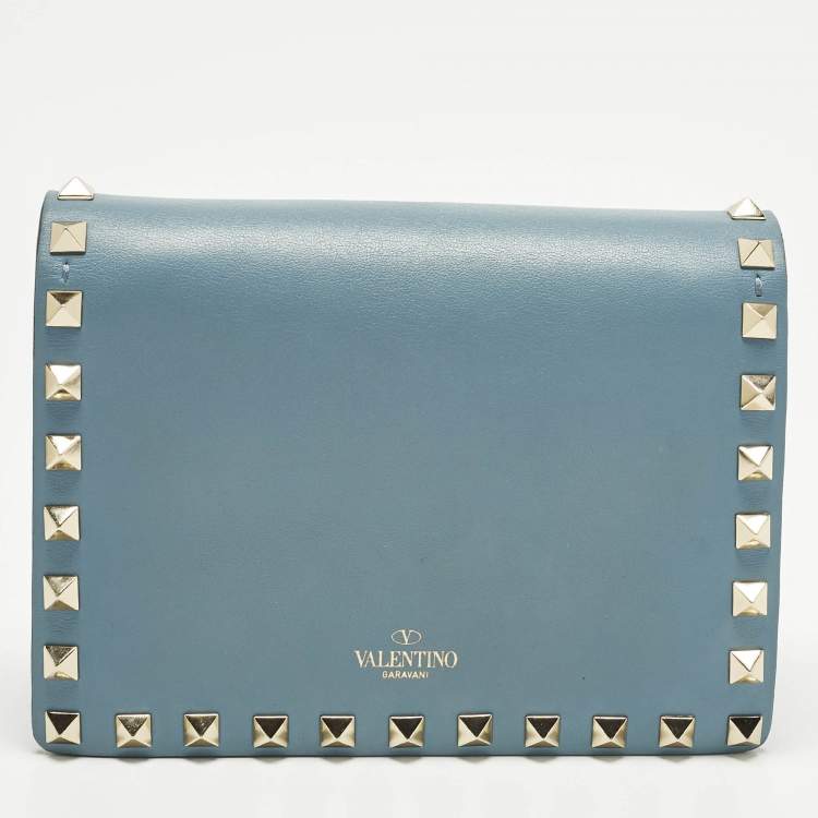 مملوكة مسبقًا حقيبة كلتش فالنتينو روكستد جلد أسود سلسلة