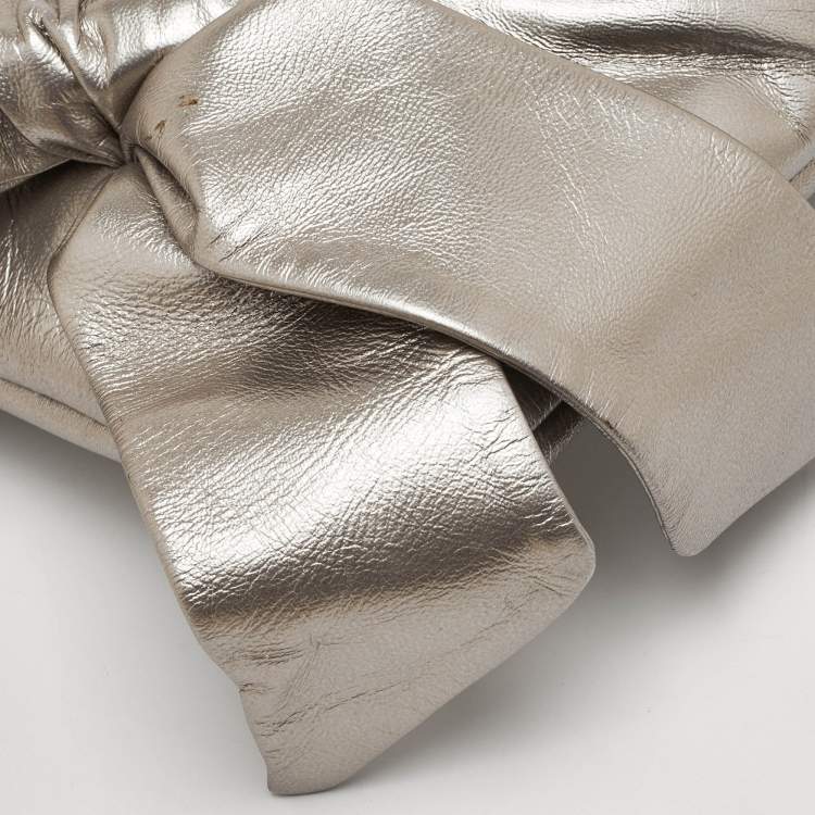 Pre Owned Valentino Metallic Leather Bow Pouch Clutch