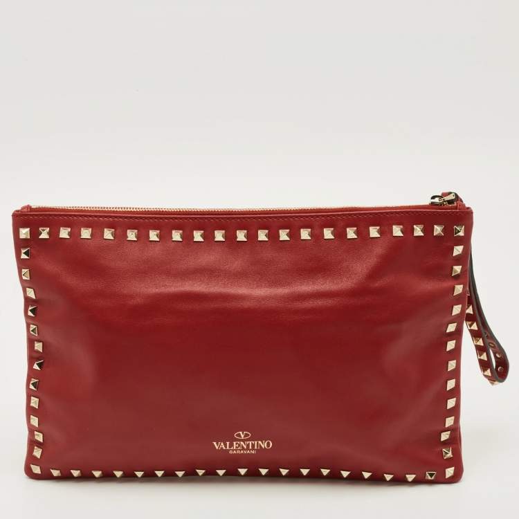 Pre Owned Valentino Rockstud Oversized Red Leather Wristlet Zip Pouch