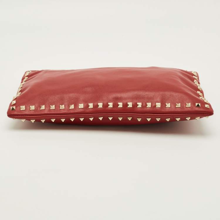 Pre Owned Valentino Rockstud Oversized Red Leather Wristlet Zip Pouch