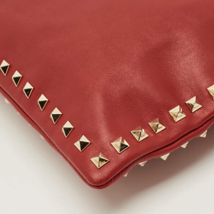 Pre Owned Valentino Rockstud Oversized Red Leather Wristlet Zip Pouch