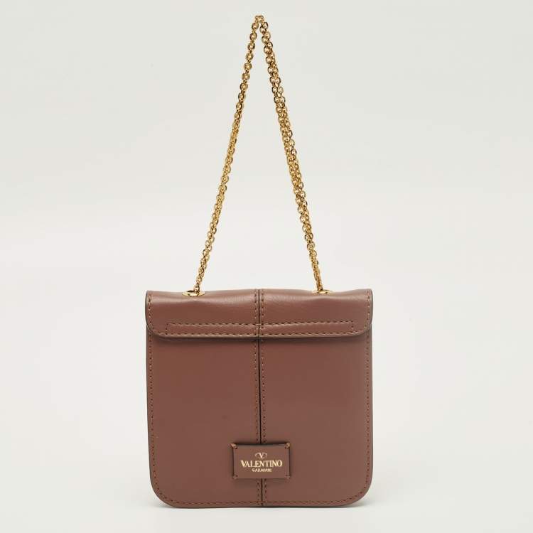 مملوكة مسبقًا Valentino Old Rose Leather Chain Clutch