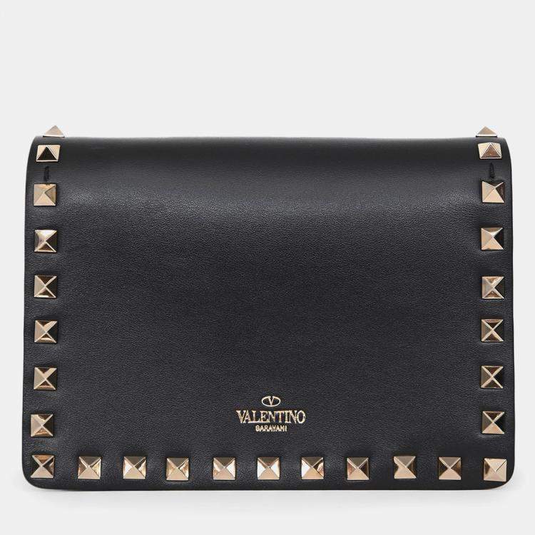 Pre Owned Valentino Black Leather Rockstud Mini Chain Pouch Bag