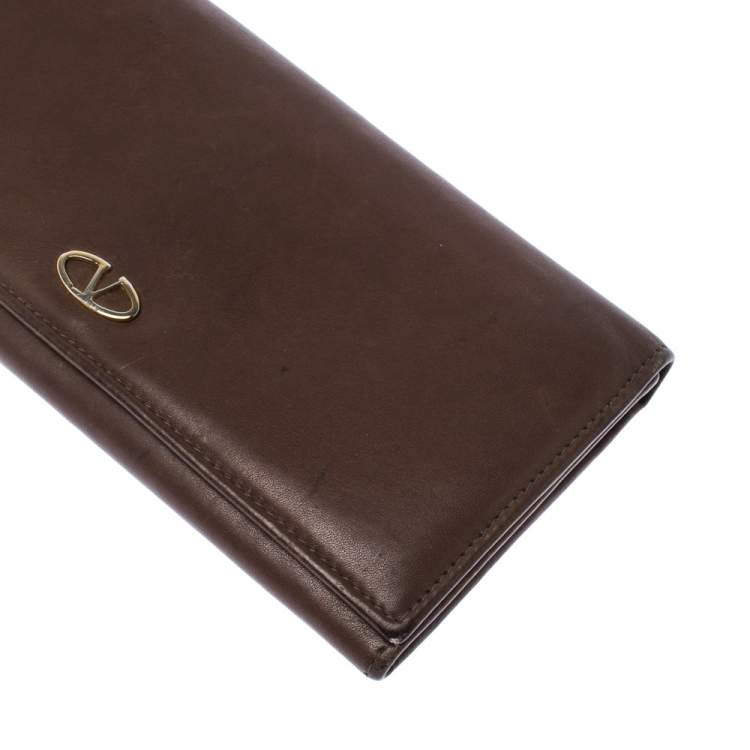 Pre Owned Valentino Brown Leather V Ring Flap Continental Wallet 