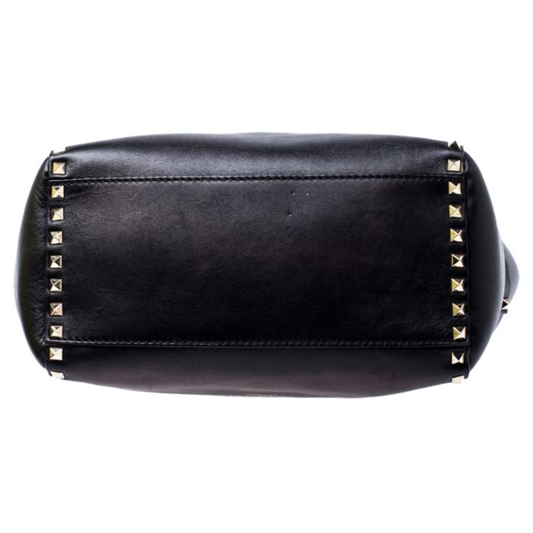 Pre Owned Valentino Black Leather Small Rockstud Shopper Tote
