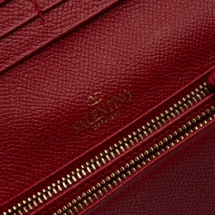 Pre Owned Valentino Red Leather Continental Wallet