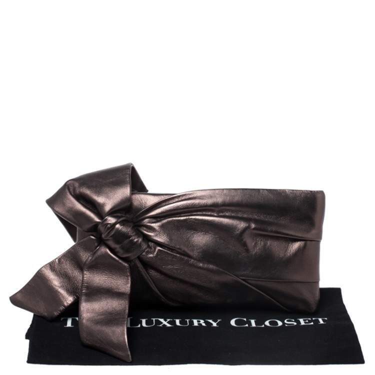 Pre Owned Valentino Metallic Leather Pleated Bow Clutch
