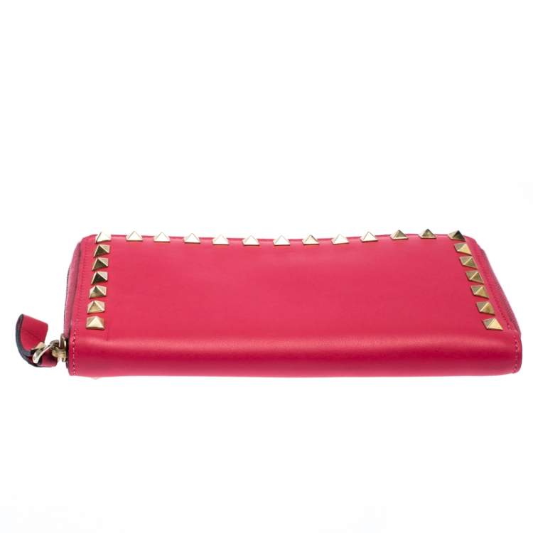Pre Owned Valentino Hot Pink Leather Rockstud Zip Around Wallet