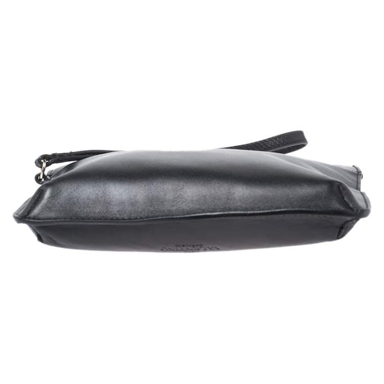 Pre Owned Valentino Black Leather Rockstud Wristlet Clutch