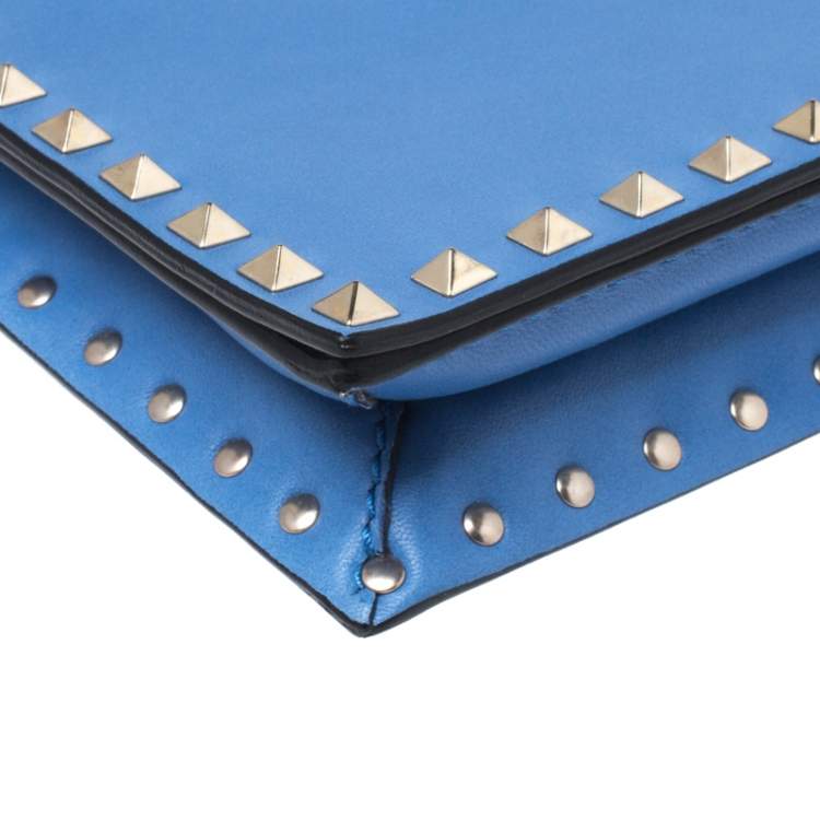 Pre Owned Valentino Blue Leather Rockstud Wristlet Clutch 
