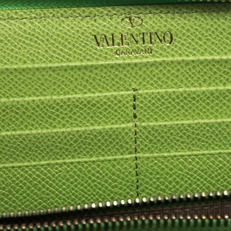 Pre Owned Valentino Green Leather Zip Around Continental Wallet
