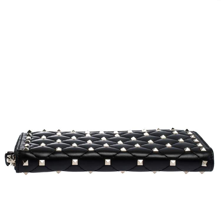 Pre Owned Valentino Black Quilted Leather Rockstud Spike Zip Around Wallet