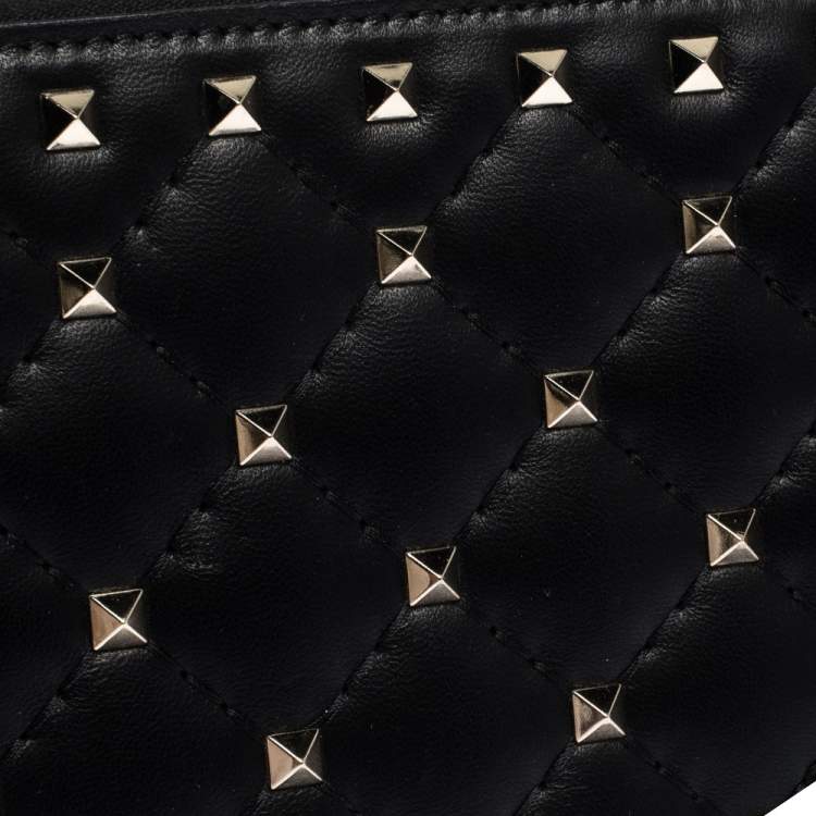 Pre Owned Valentino Black Quilted Leather Rockstud Spike Zip Around Wallet