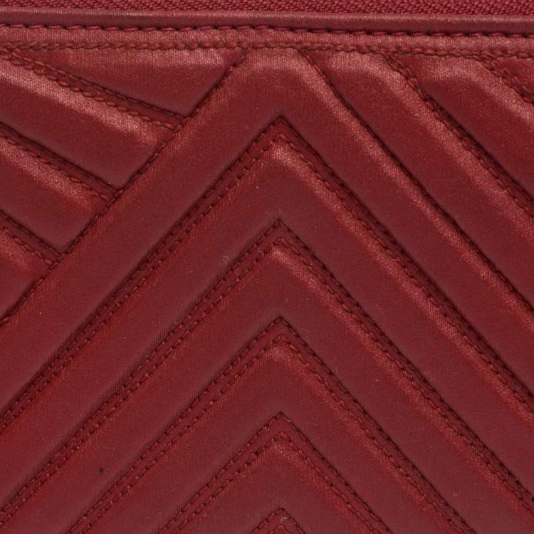 Pre Owned Valentino Red Coated Fabric Zip Around Wallet