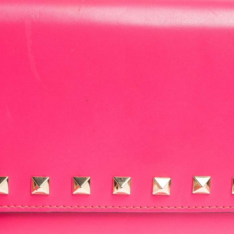 Pre Owned Valentino Neon Pink Leather Rockstud Wristlet Flap Clutch