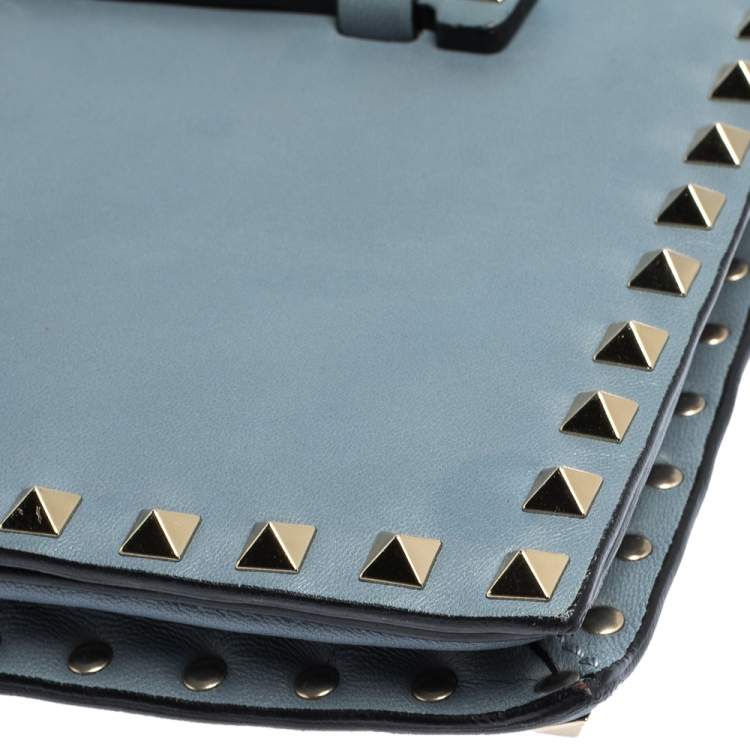 Pre Owned Valentino Blue Dust Leather Rockstud Wristlet Clutch 