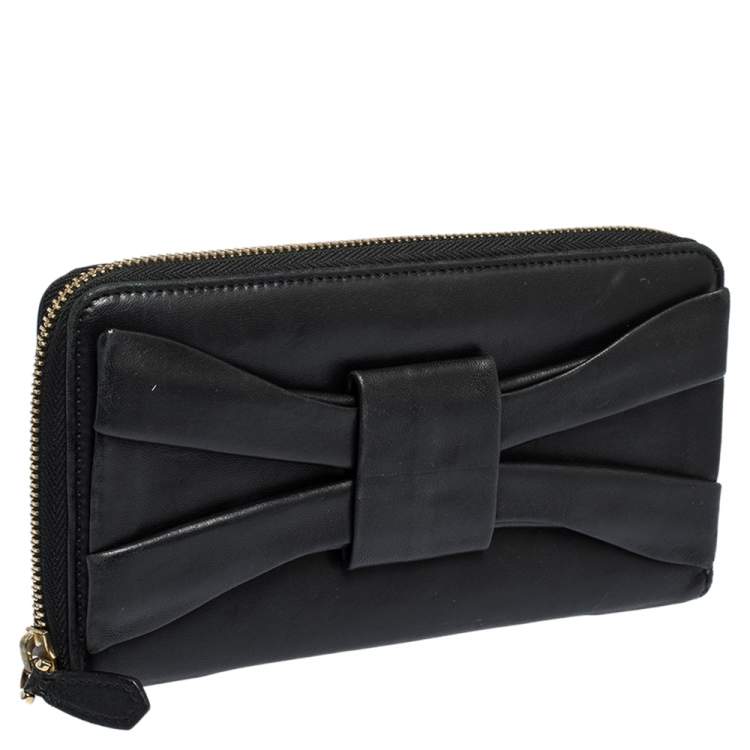Pre Owned Valentino Black Leather Pleated Bow Continental Wallet