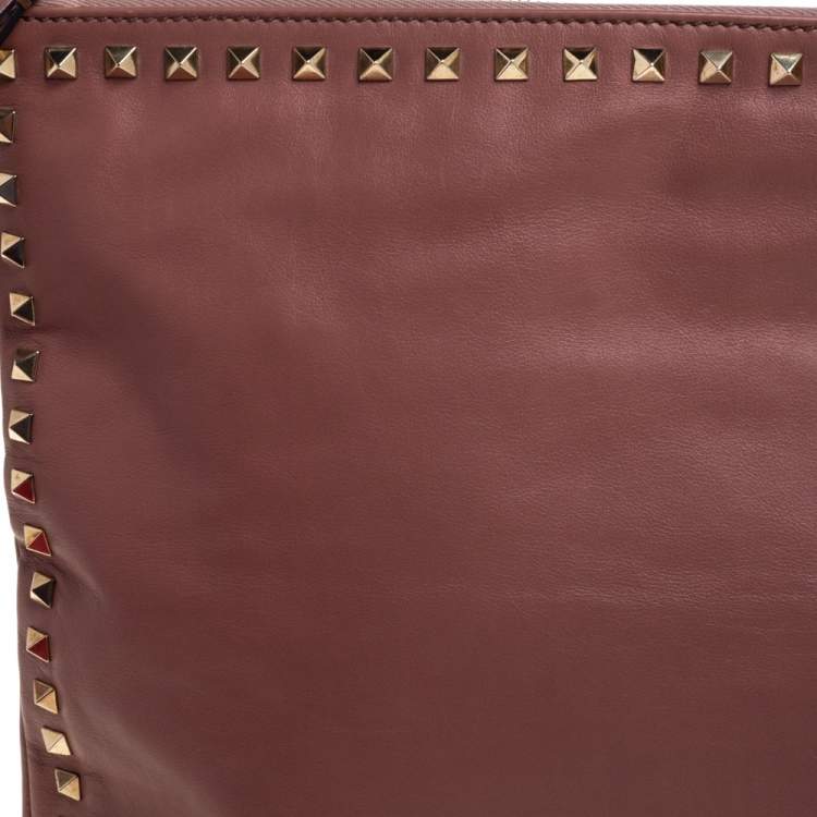 Pre Owned Valentino Old Rose Leather Oversized Rockstud Wristlet Pouch