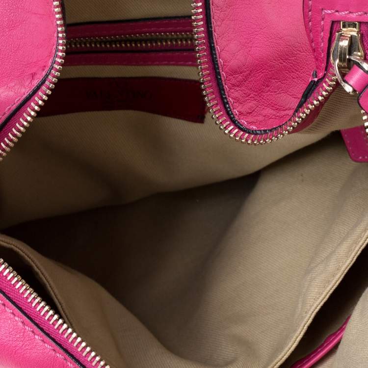 Pre Owned Valentino Fuchsia Leather Rockstud Messenger Bag