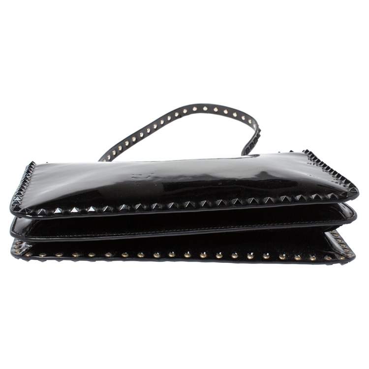Pre Owned Valentino Black Patent Leather Rockstud Top Handle Bag