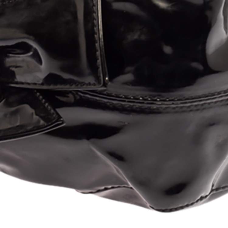 Pre Owned Valentino Black Patent Leather Mini Nuage Hobo