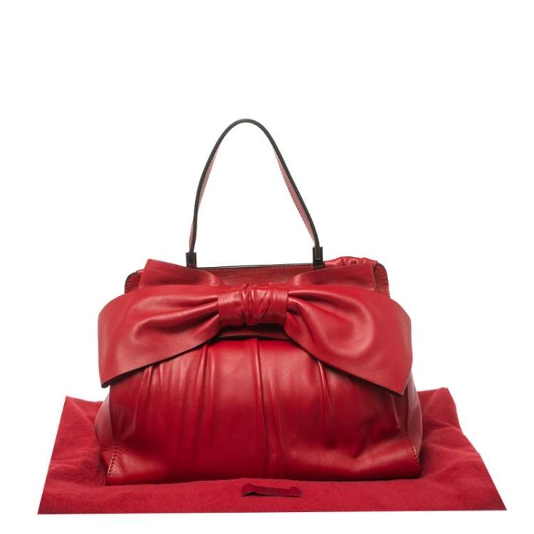 مملوكة مسبقًا Valentino Red Leather Aphrodite Bow Top Handle Bag