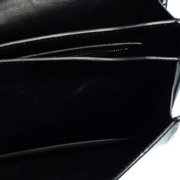 Pre Owned Valentino Black Leather Rockstud Flap Top Handle Bag