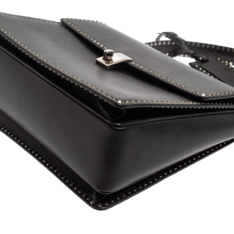 Pre Owned Valentino Black Leather Rockstud Flap Top Handle Bag