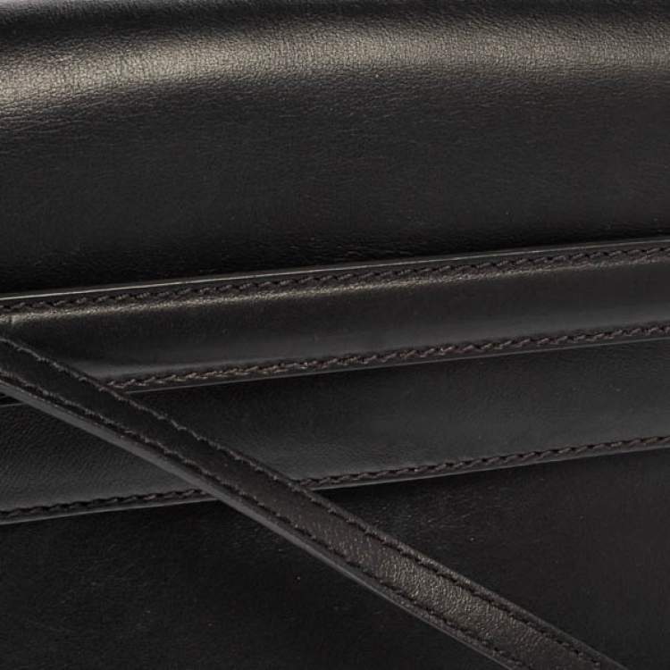 Pre Owned Valentino Black Leather My Rockstud Top Handle Bag